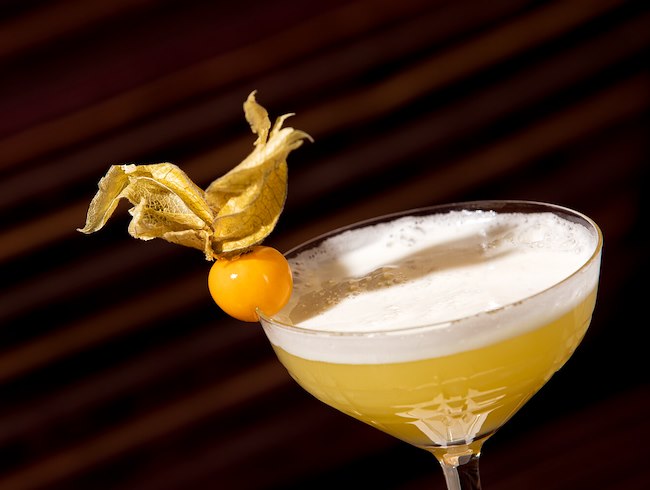 COCKTAIL PARTY: BACK TO THE ROOTS